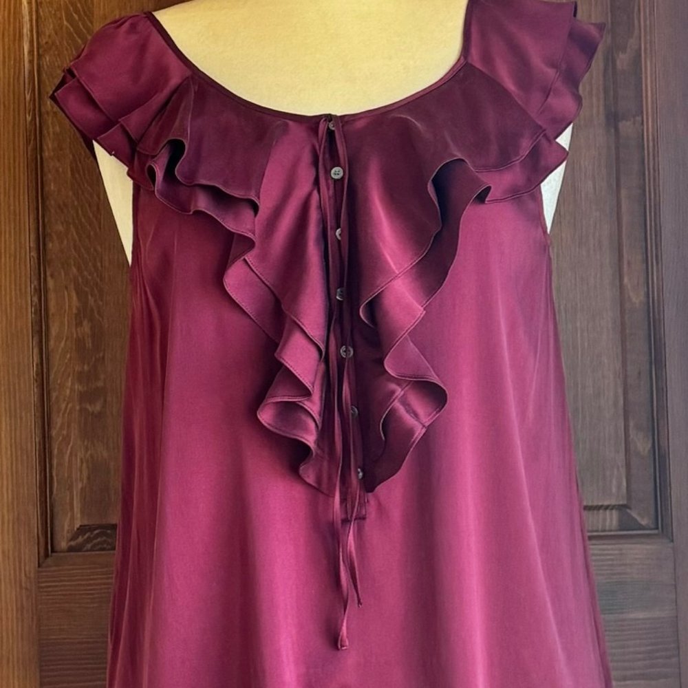 Theory Arnalda Eternity Deep Rouge Silk Blend Ruffled NS Blouse, NWT, Sz L